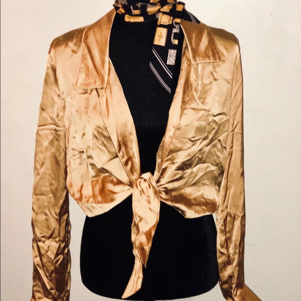 VIP crop top